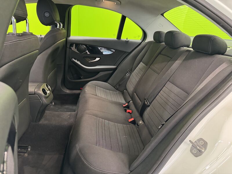 Mercedes-Benz C vaihtoauto