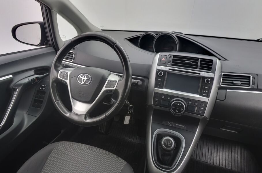 Toyota Verso vaihtoauto
