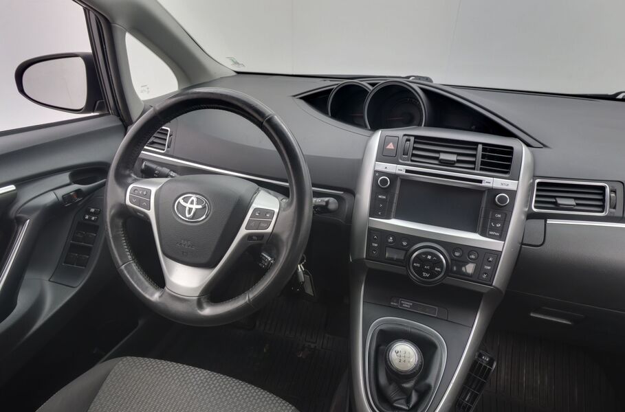 Toyota Verso vaihtoauto