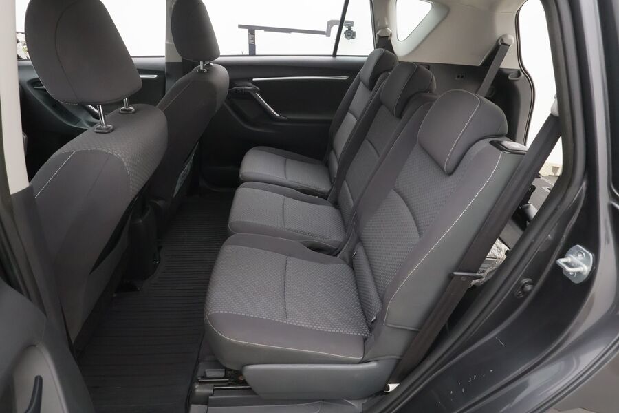 Toyota Verso vaihtoauto