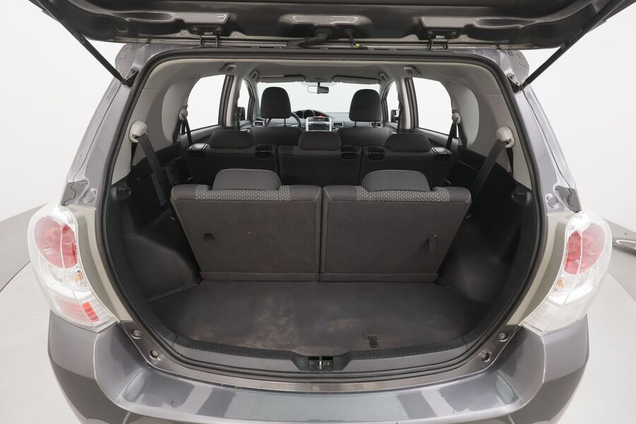 Toyota Verso vaihtoauto