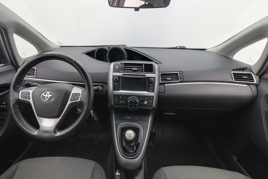 Toyota Verso vaihtoauto