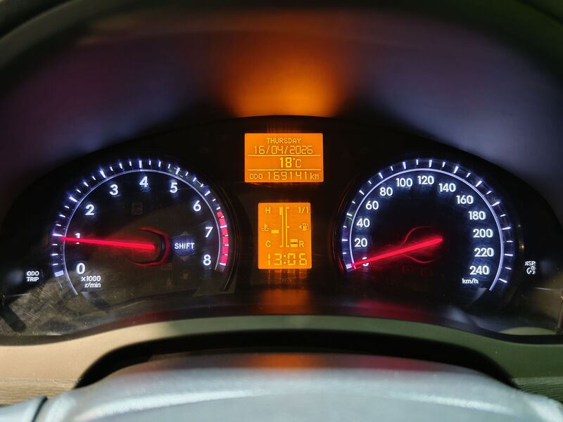 Toyota Avensis vaihtoauto