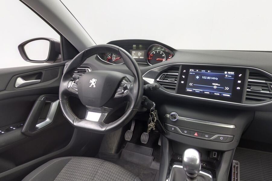 Peugeot 308 vaihtoauto