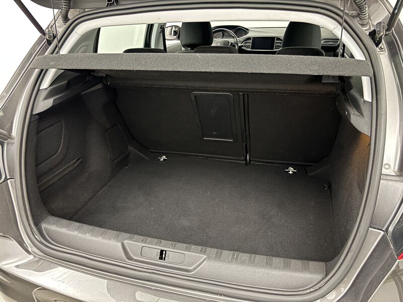 Peugeot 308 vaihtoauto