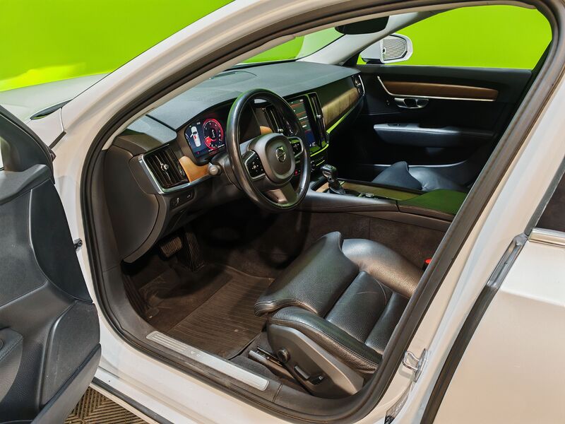 Volvo S90 vaihtoauto