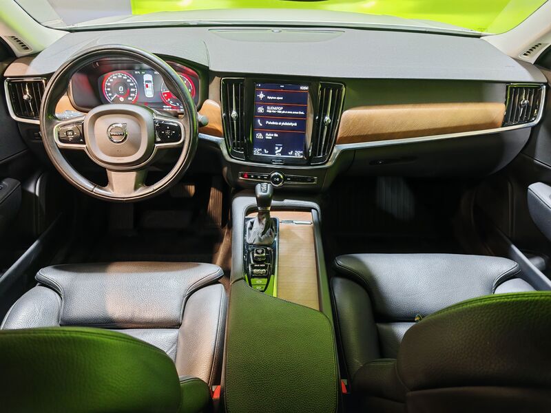 Volvo S90 vaihtoauto