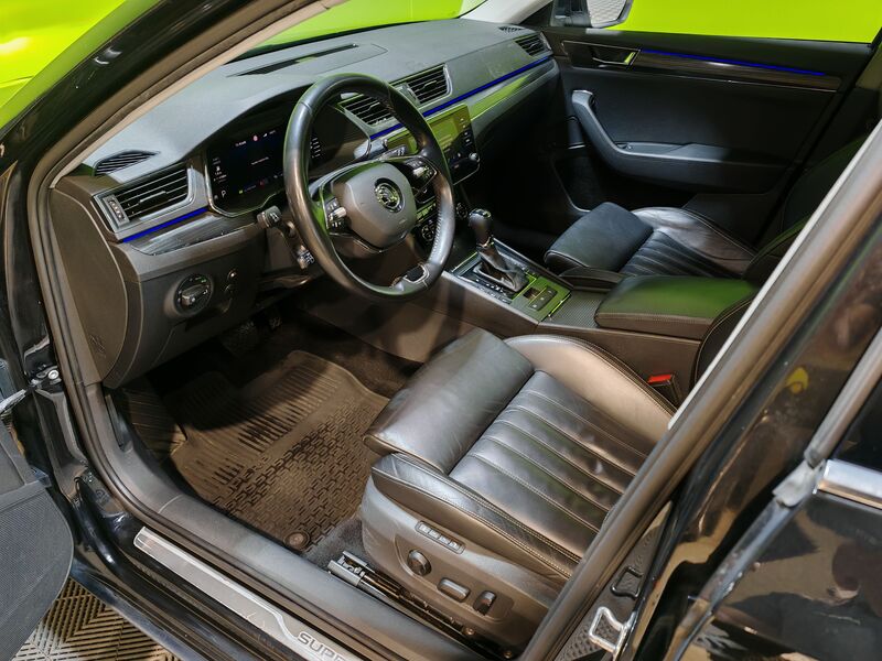 Skoda Superb vaihtoauto