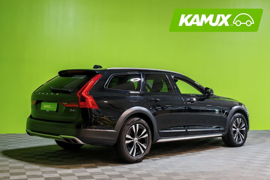 Volvo V90 Cross Country vaihtoauto