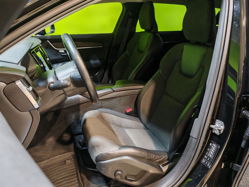 Volvo V90 Cross Country vaihtoauto