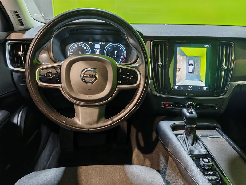 Volvo V90 Cross Country vaihtoauto