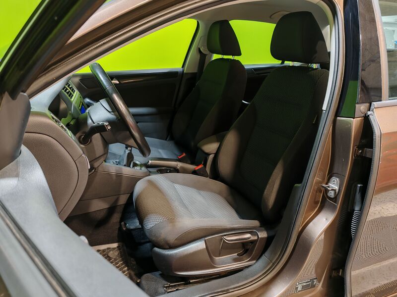 Volkswagen Jetta vaihtoauto