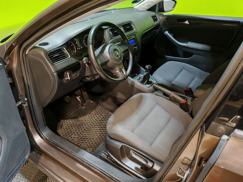 Volkswagen Jetta vaihtoauto