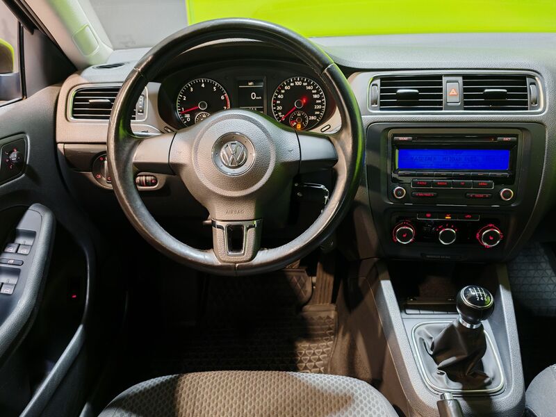 Volkswagen Jetta vaihtoauto