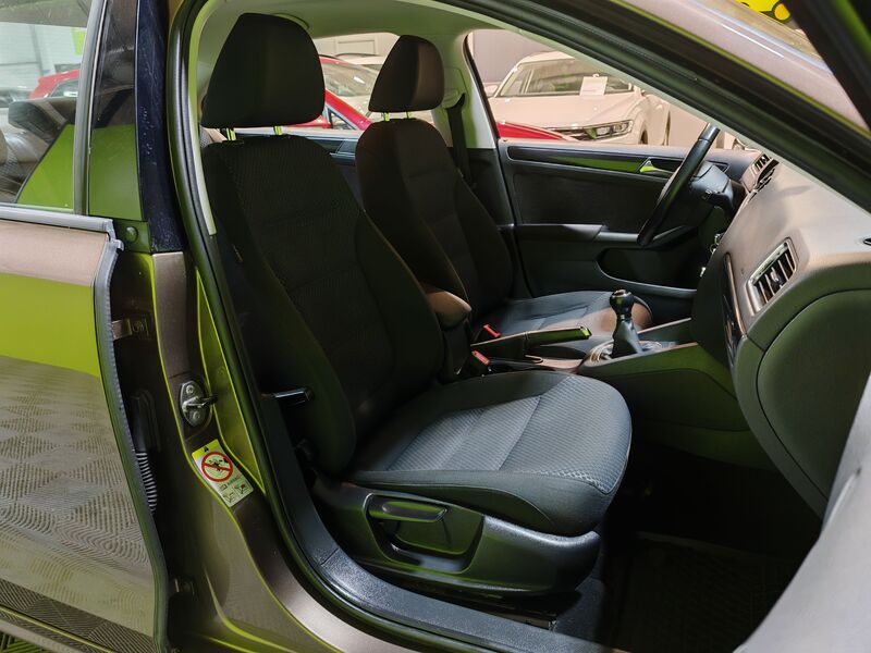 Volkswagen Jetta vaihtoauto