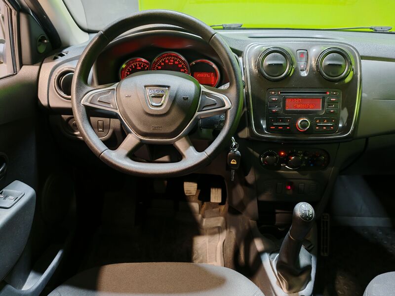 Dacia Sandero vaihtoauto