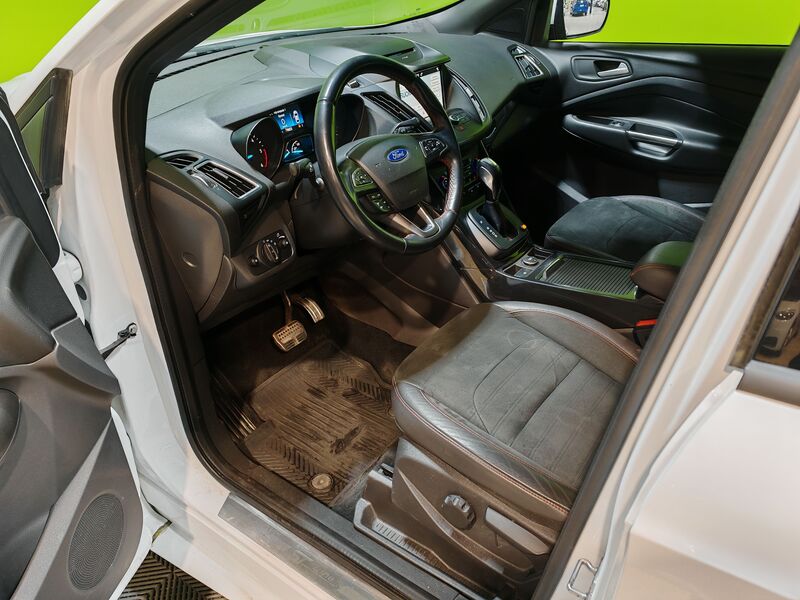 Ford Kuga vaihtoauto