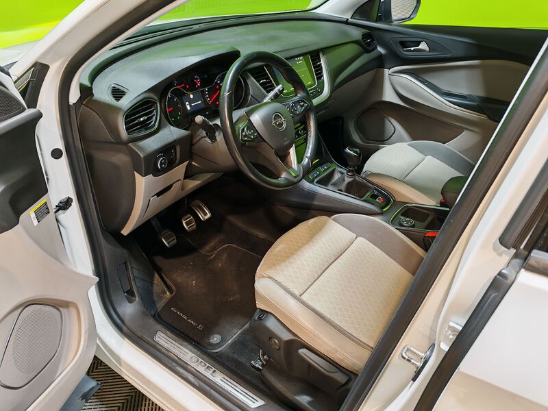 Opel Grandland X vaihtoauto