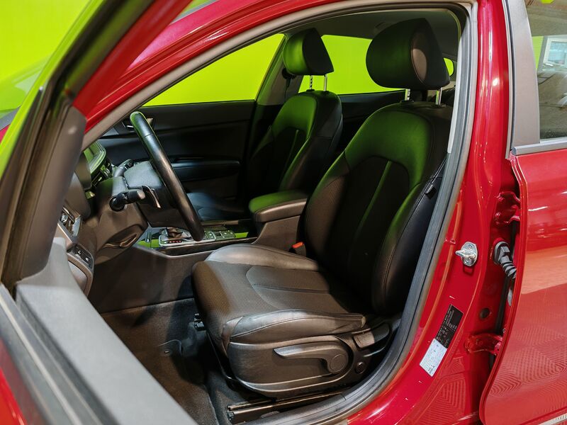 Kia Optima vaihtoauto