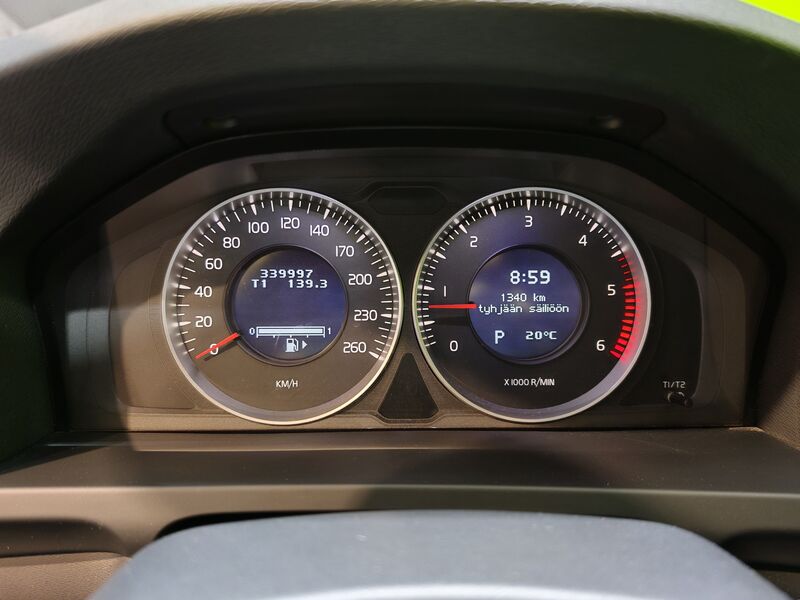 Volvo V60 vaihtoauto