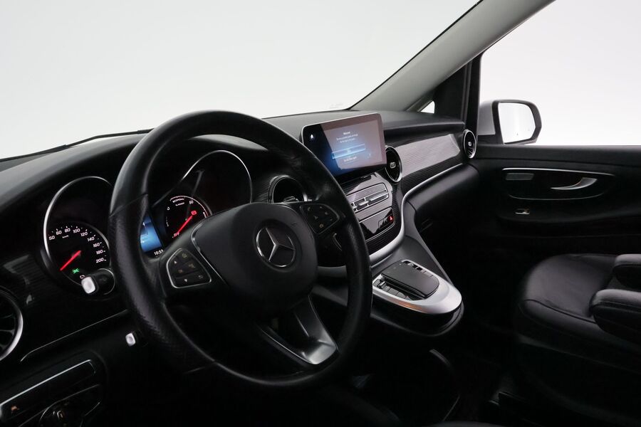 Mercedes-Benz EQV vaihtoauto