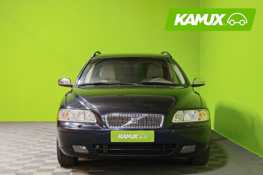 Volvo V70 vaihtoauto