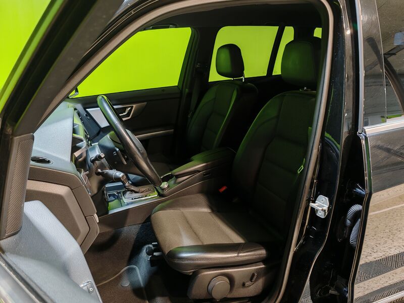 Mercedes-Benz GLK vaihtoauto