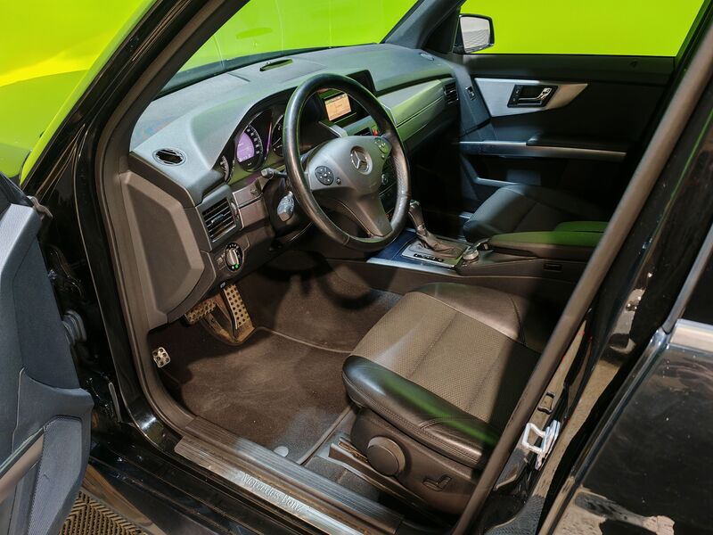 Mercedes-Benz GLK vaihtoauto