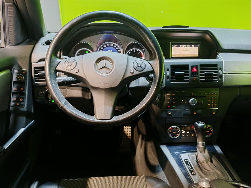 Mercedes-Benz GLK vaihtoauto