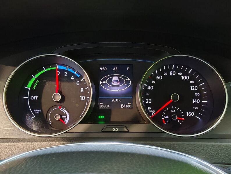 Volkswagen Golf vaihtoauto