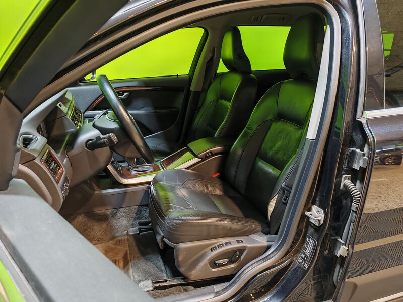 Volvo XC70 vaihtoauto