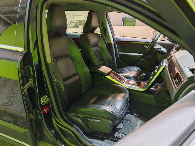 Volvo XC70 vaihtoauto