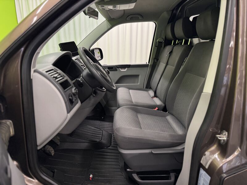 Volkswagen Transporter vaihtoauto