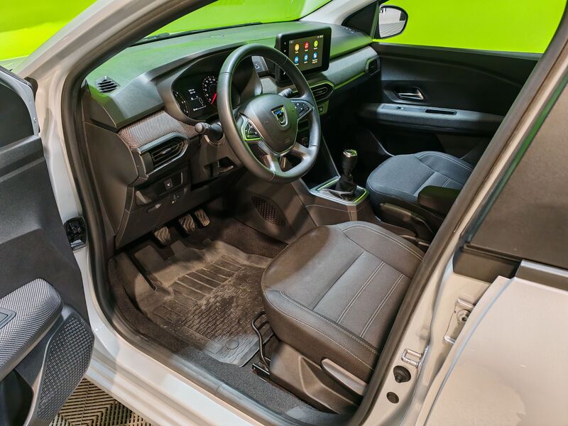 Dacia Sandero vaihtoauto