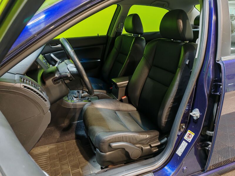 Honda Accord vaihtoauto