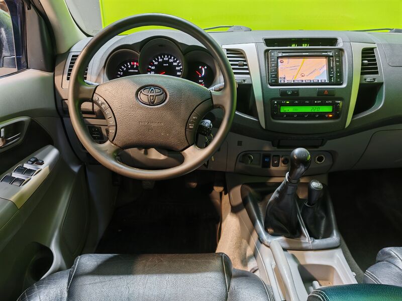 Toyota Hilux vaihtoauto