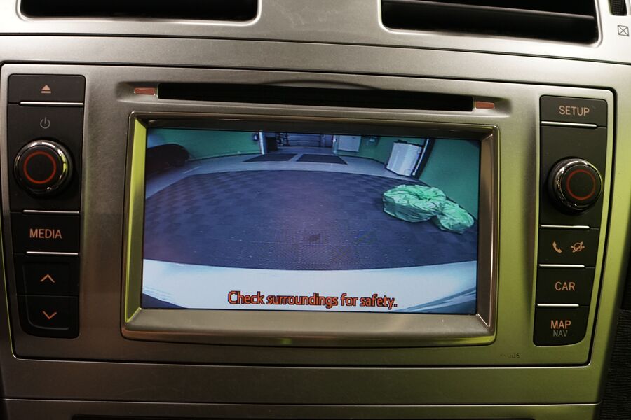 Toyota Avensis vaihtoauto