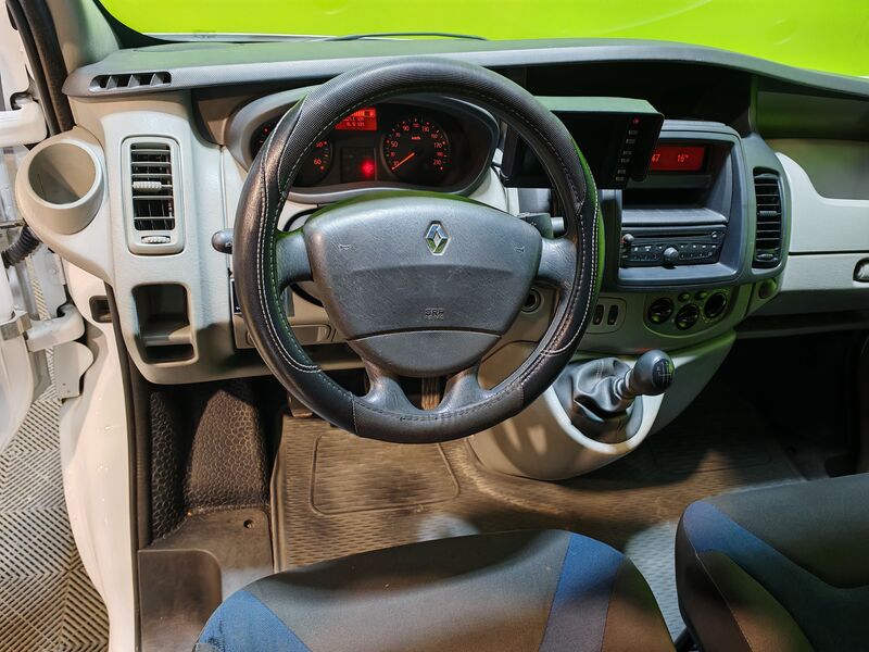 Renault Trafic vaihtoauto