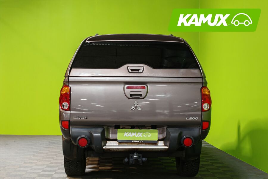 Mitsubishi L200 vaihtoauto