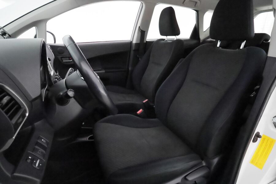 Toyota Verso-S vaihtoauto