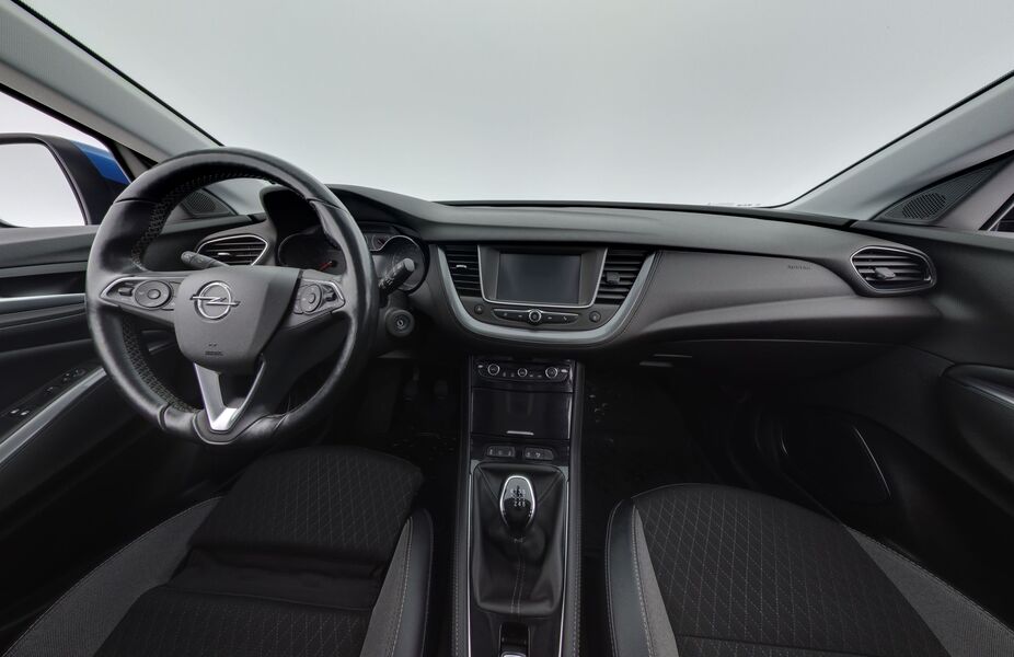 Opel Grandland X vaihtoauto