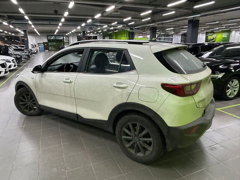 Kia Stonic vaihtoauto