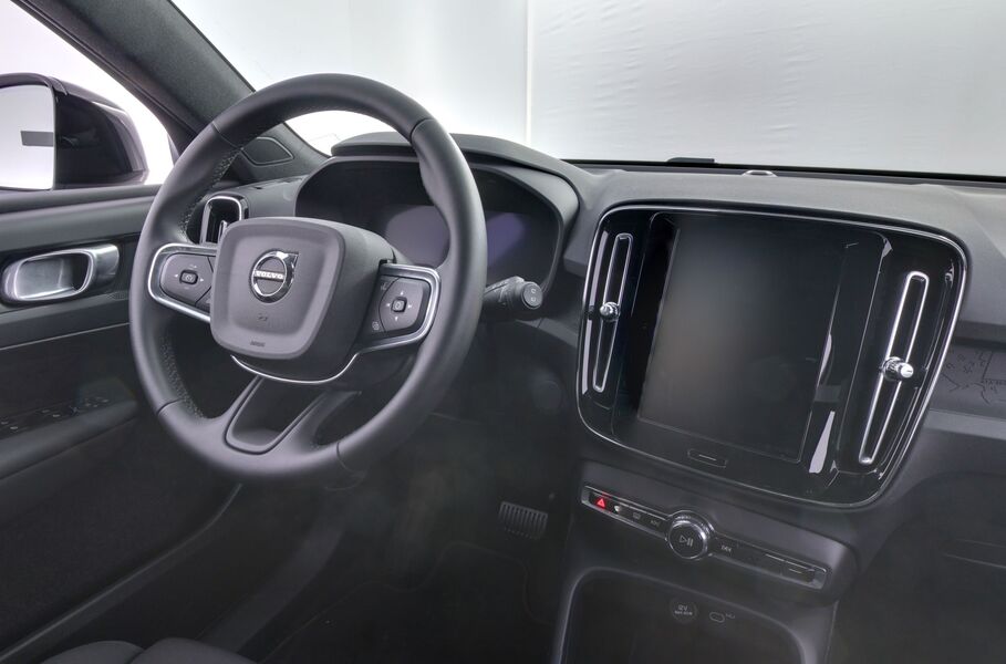 Volvo EX40 vaihtoauto