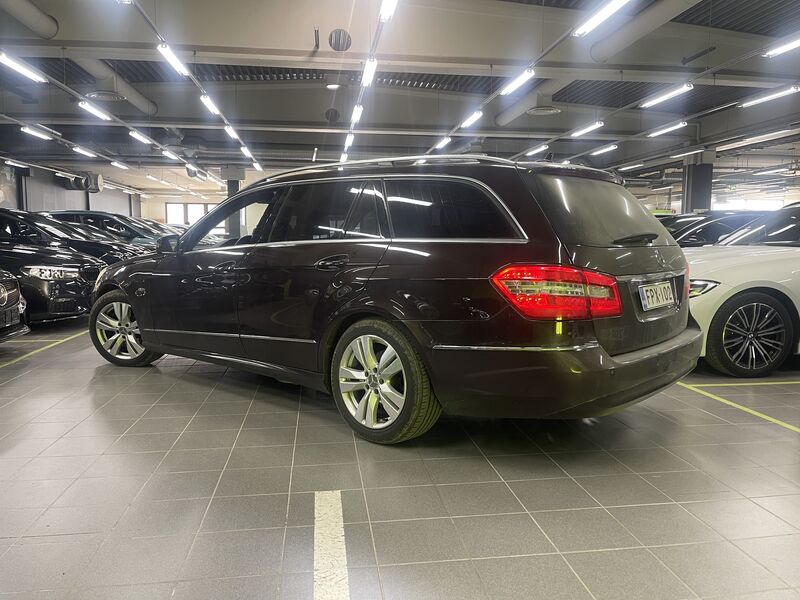 Mercedes-Benz E vaihtoauto