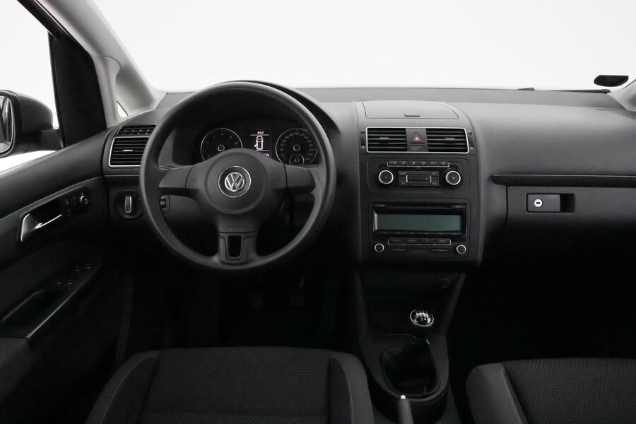 Volkswagen Touran vaihtoauto