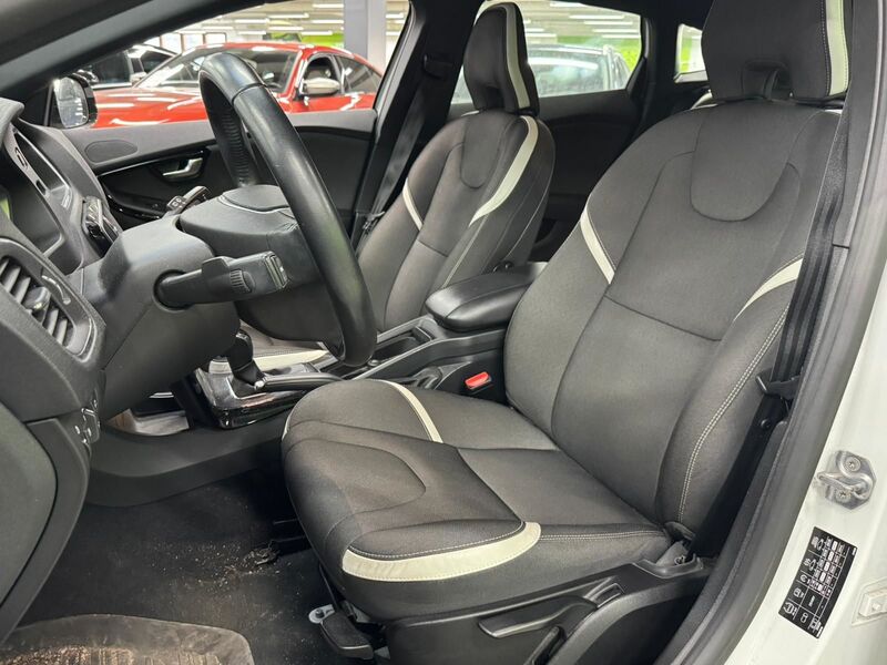 Volvo V40 vaihtoauto