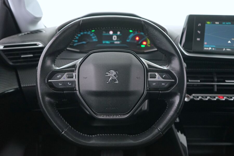 Peugeot e-208 vaihtoauto