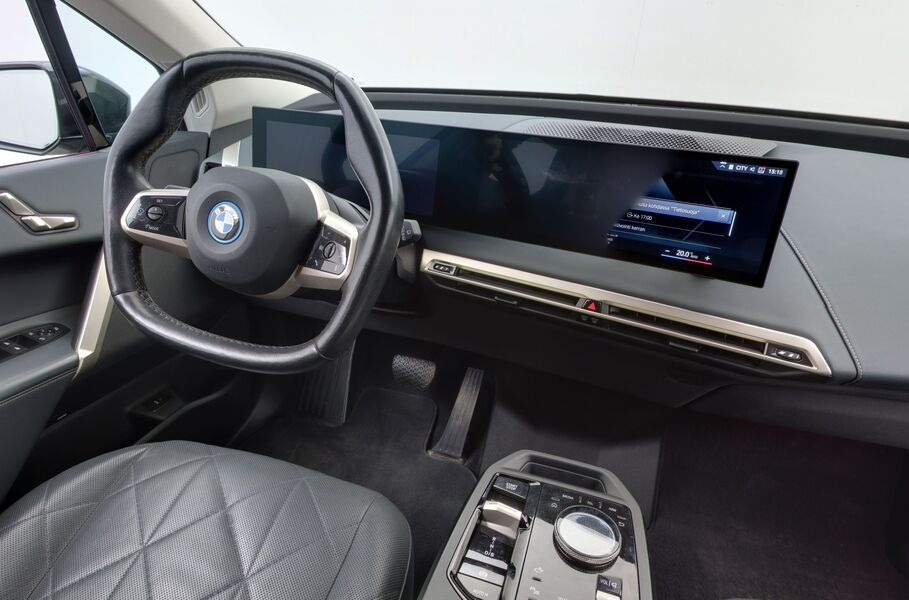 BMW iX vaihtoauto