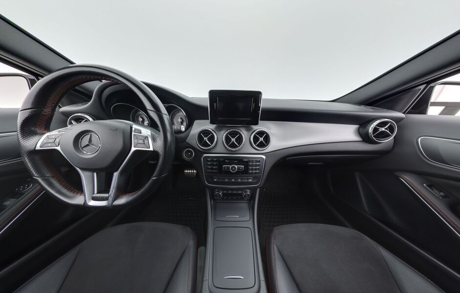 Mercedes-Benz GLA vaihtoauto