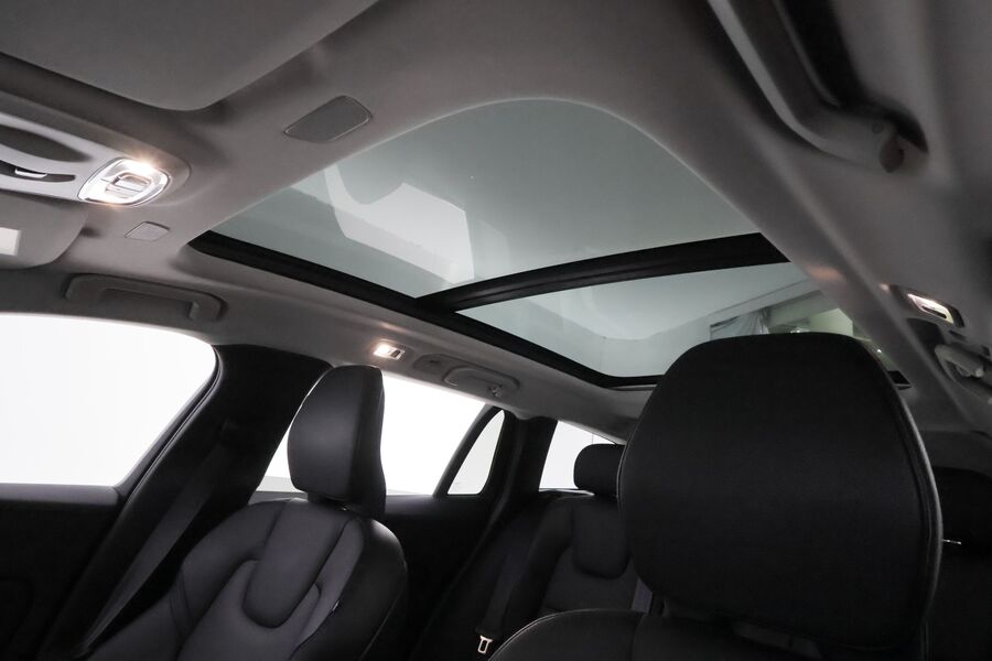 Volvo V60 Cross Country vaihtoauto